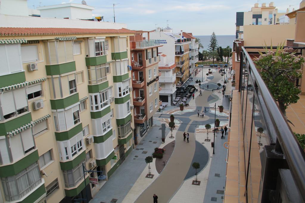 Apartamentos Guerrero Torre Del Mar Exterior photo