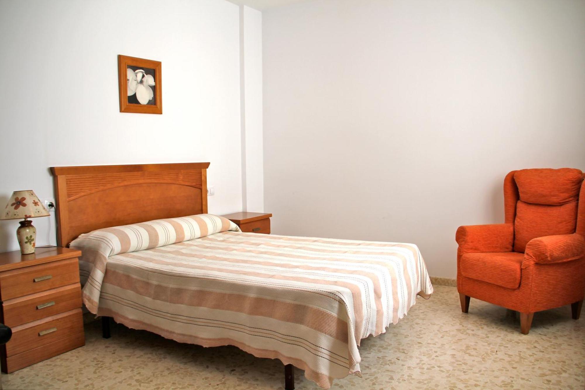 Apartamentos Guerrero Torre Del Mar Room photo